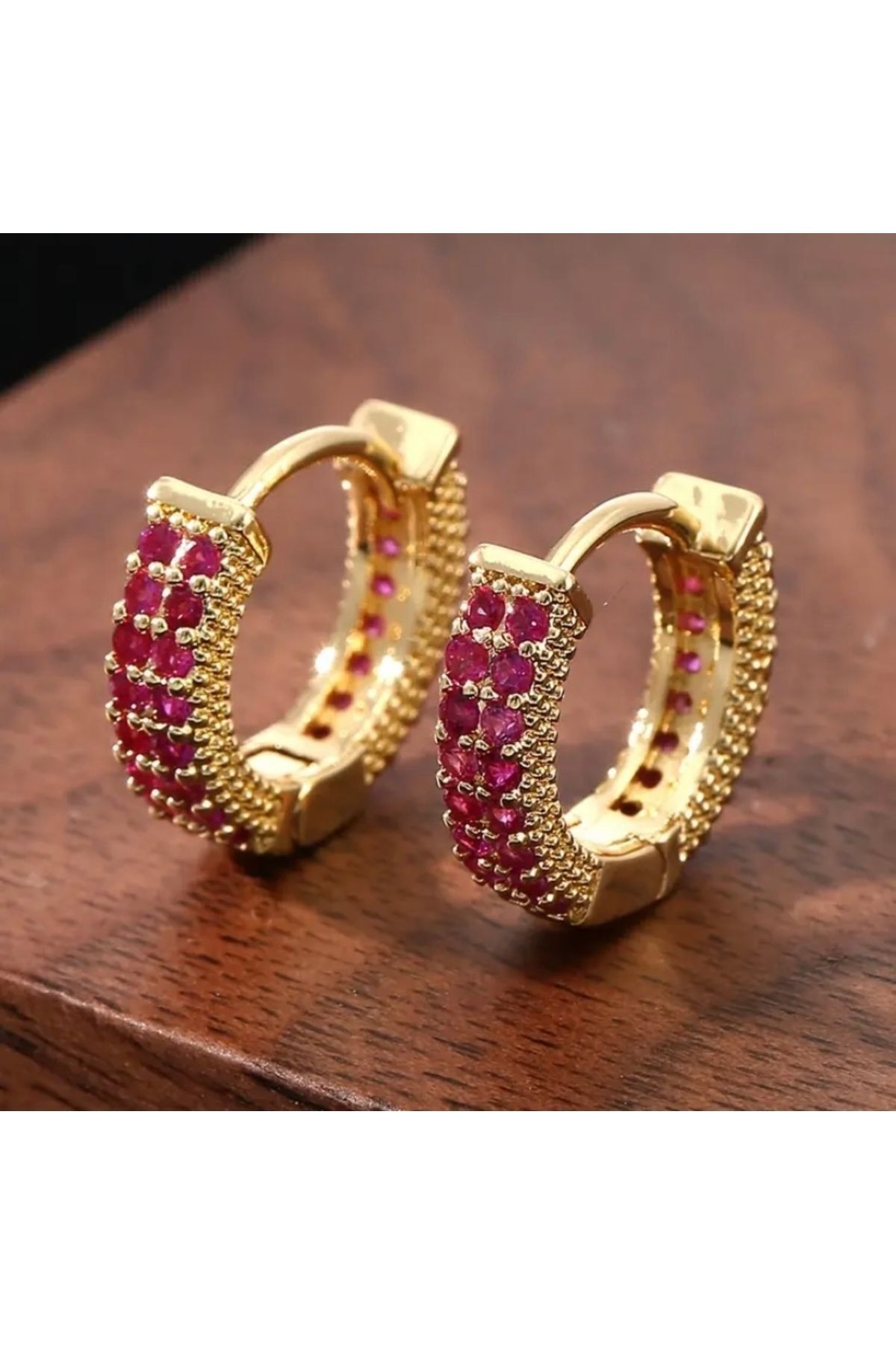 Moon Home Collection Pembe Kübik Zirkonya Altın Sarısı Renkli Vintage Halka Kadın Küpe Pembe Tek Ebat  Kadın / Kız