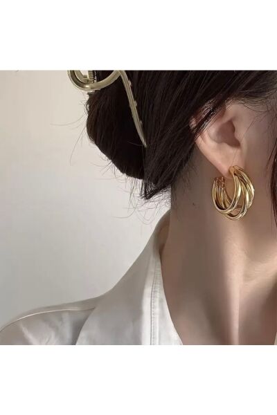 Moon Home Collection Modern Minimalist Altın Rengi Halka Sallantılı Kadın Küpe