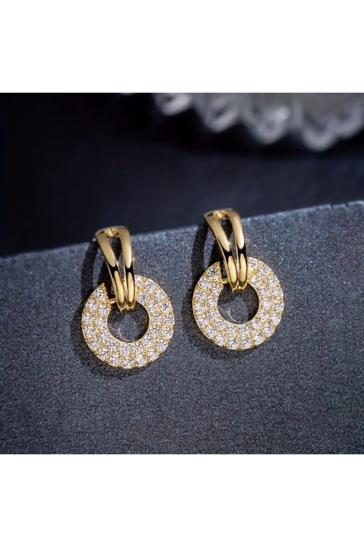 Vanilla Avenue Şık Vintage Esintili Geometrik Işıltılı Daire Sallantılı Kadın Küpe