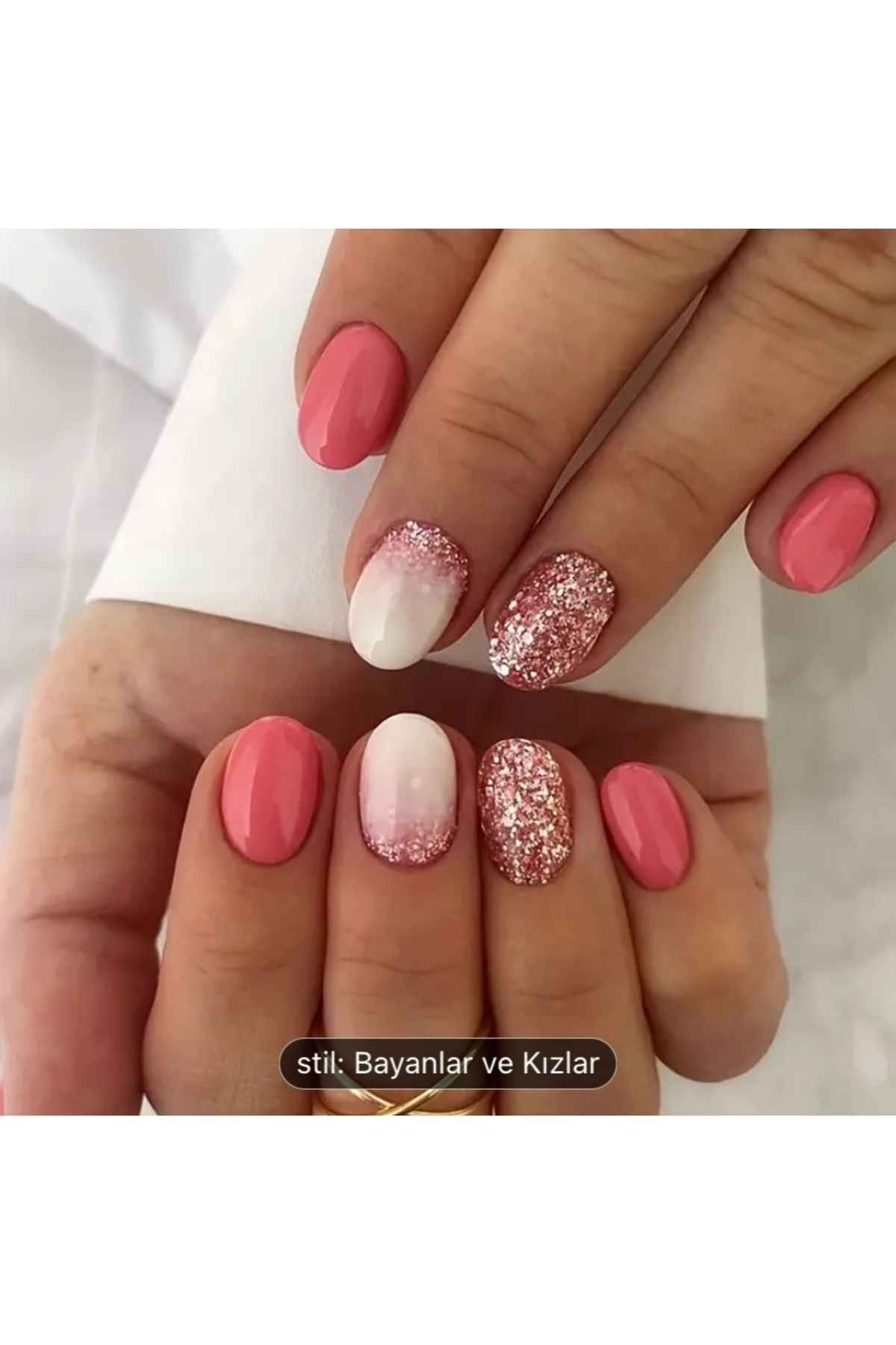 Vanilla Avenue Beyaz Gül Pembe Simli Kendinden Yapışkanlı Takma Tırnak 24 Adet Pembe