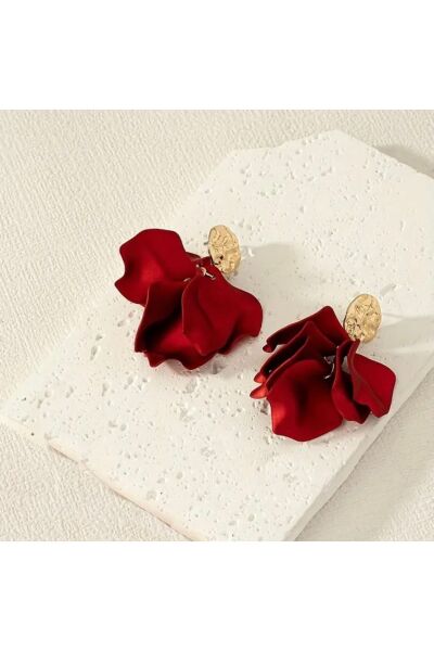 Vanilla Avenue Kırmızı Zarif Yaprak Desenli Sallantılı Günlük Kadın Küpe