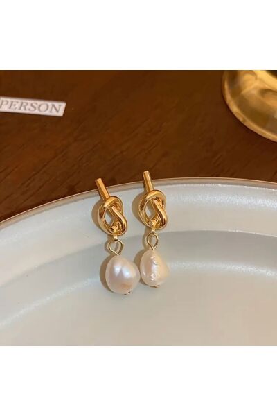 Moon Home Collection Altın Sarısı Zarif Fransız Esintili İnci Düğümlü Sallantılı Kadın Küpe