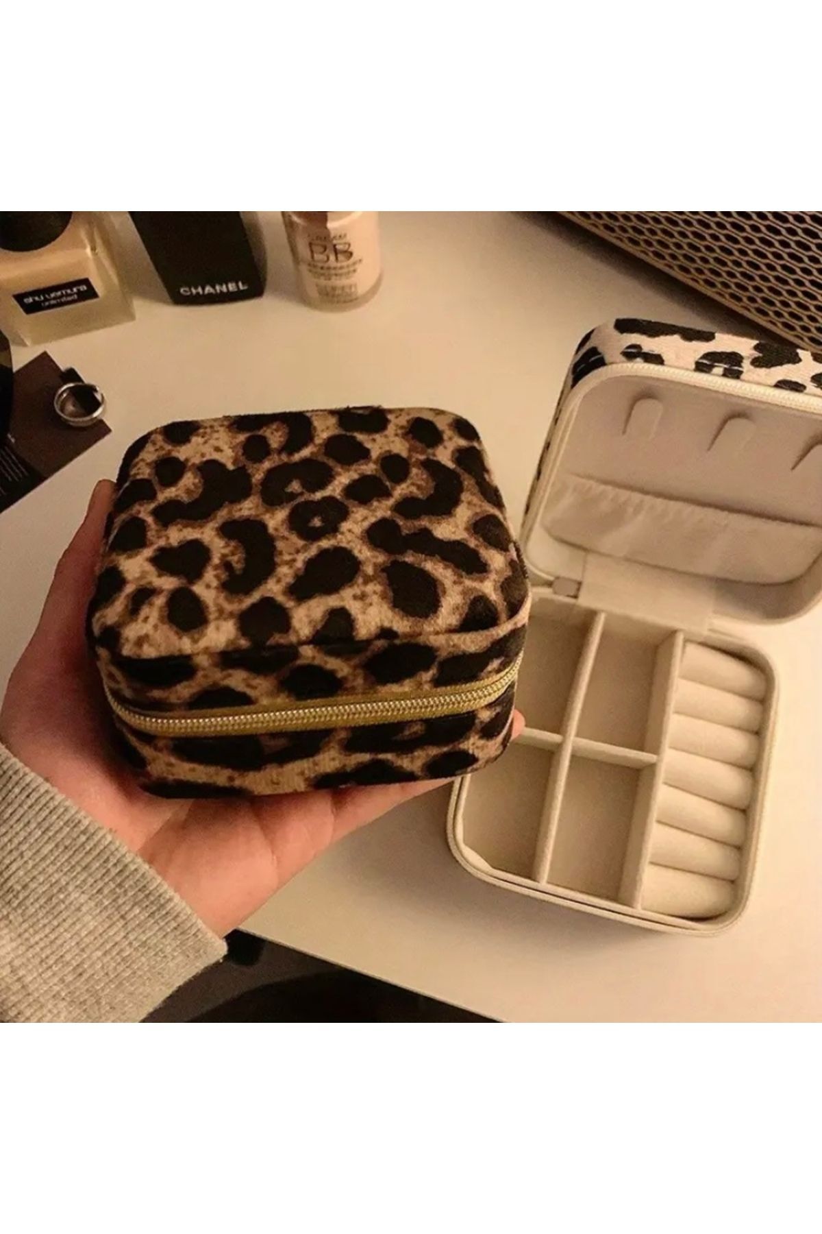 Vanilla Avenue Klasik Kare Leopar Desenli Takı Mücevher Kutusu Seyahat Çantası