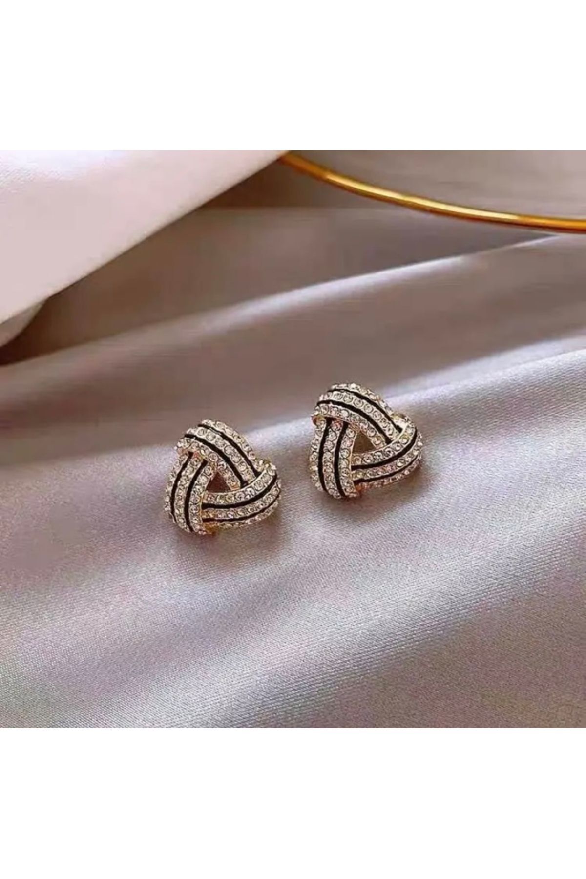 Vanilla Avenue Vintage Siyah Üçgen Işıltılı Zarif Geometrik Kadın Küpe