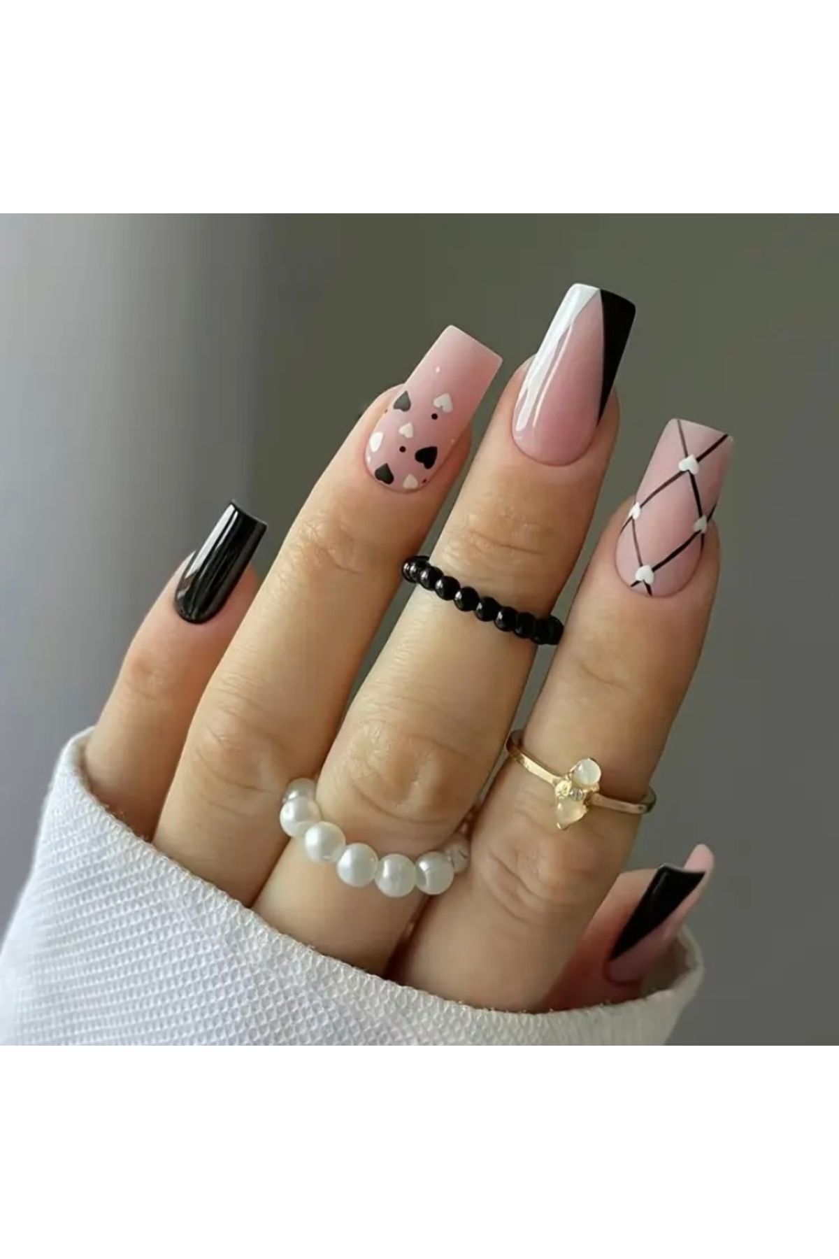 Vanilla Avenue Uzun Kareli Siyah Beyaz Fransız Şerit Kendinden Yapışkanlı Takma Tırnak 24 Adet