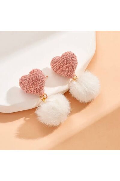 Vanilla Avenue Beyaz Pembe Kalp ve Ponpon Sallantılı Günlük Kullanım Kadın Küpe
