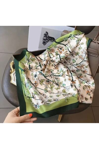 Vanilla Avenue Yeşil Kelebek ve Çiçek Temalı Ipek Görünüm Kare Eşarp Fular Kadın Aksesuar
