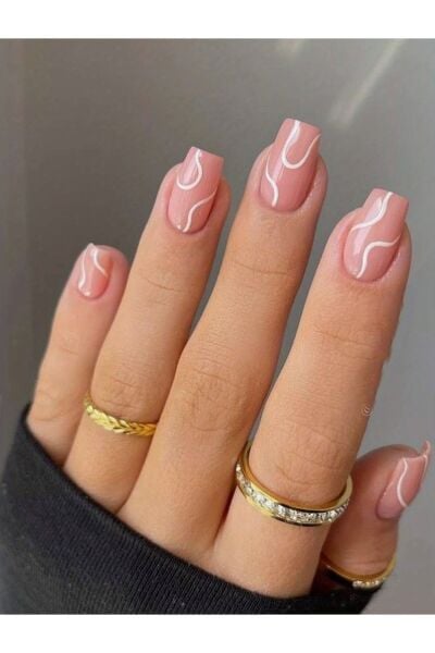 Vanilla Avenue Pembe Kısa Kare Beyaz Çizgili Kendinden Yapışkanlı Takma Tırnak 24 Adet