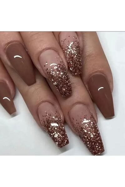 Vanilla Avenue Kahverengi Uzun Altın Sarısı Sim Tozu ile Kendinden Yapışkanlı Takma Tırnak 24 Adet