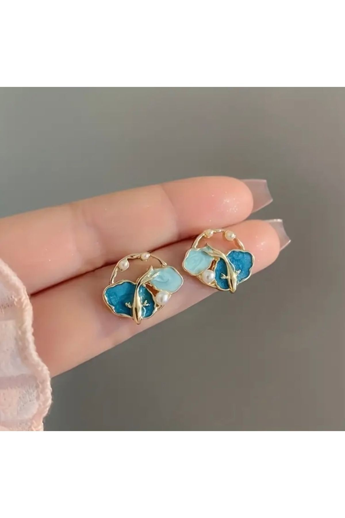 Vanilla Avenue Mavi Damlalı Inci Detaylı Çember Kadın Küpe