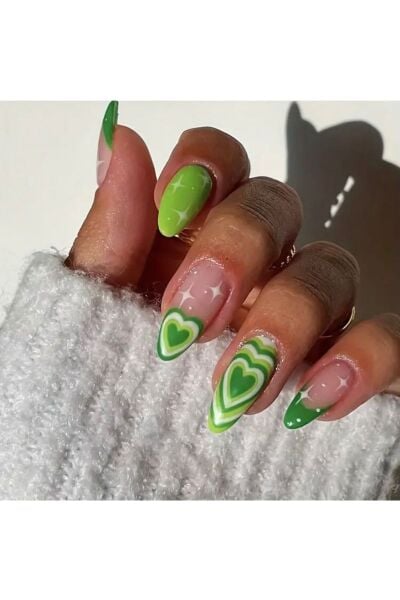 e Collection Stiletto Yeşil Kalp Detaylı Kendinden Yapışkanlı Takma Tırnak 24 Tırnak Yeşil