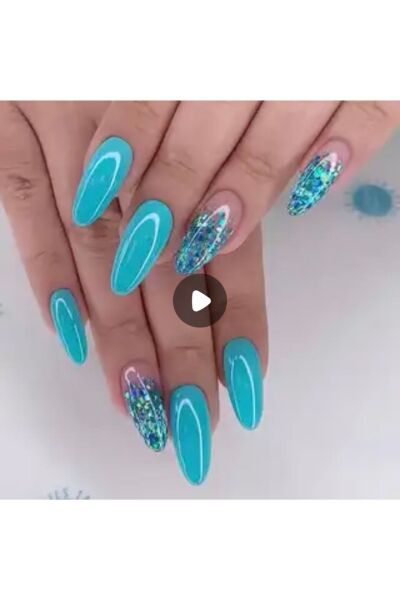 Vanilla Avenue Mavi Parlak Simli Badem Kendinden Yapışkanlı Takma Tırnak 24 Adet