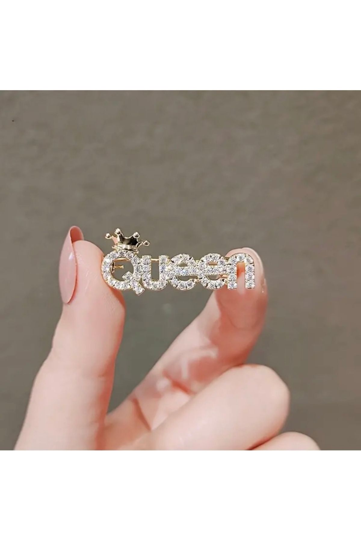 Vanilla Avenue Queen Kraliçe Taşlı Şık Kadın Broş Beyaz   Kadın / Kız