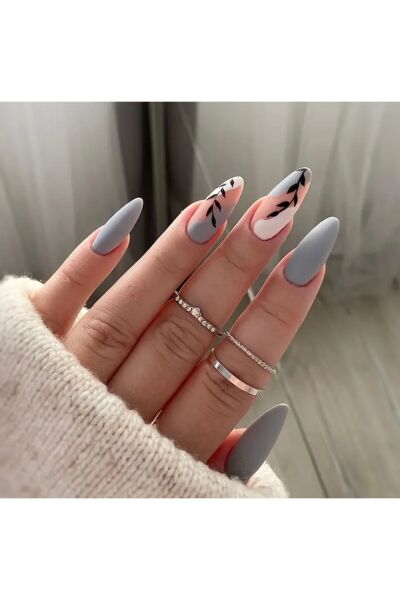 Vanilla Avenue Siyah Yaprak Detaylı Mat Mavi Gri Kendinden Yapışkanlı Takma Tırnak Seti 24 Adet