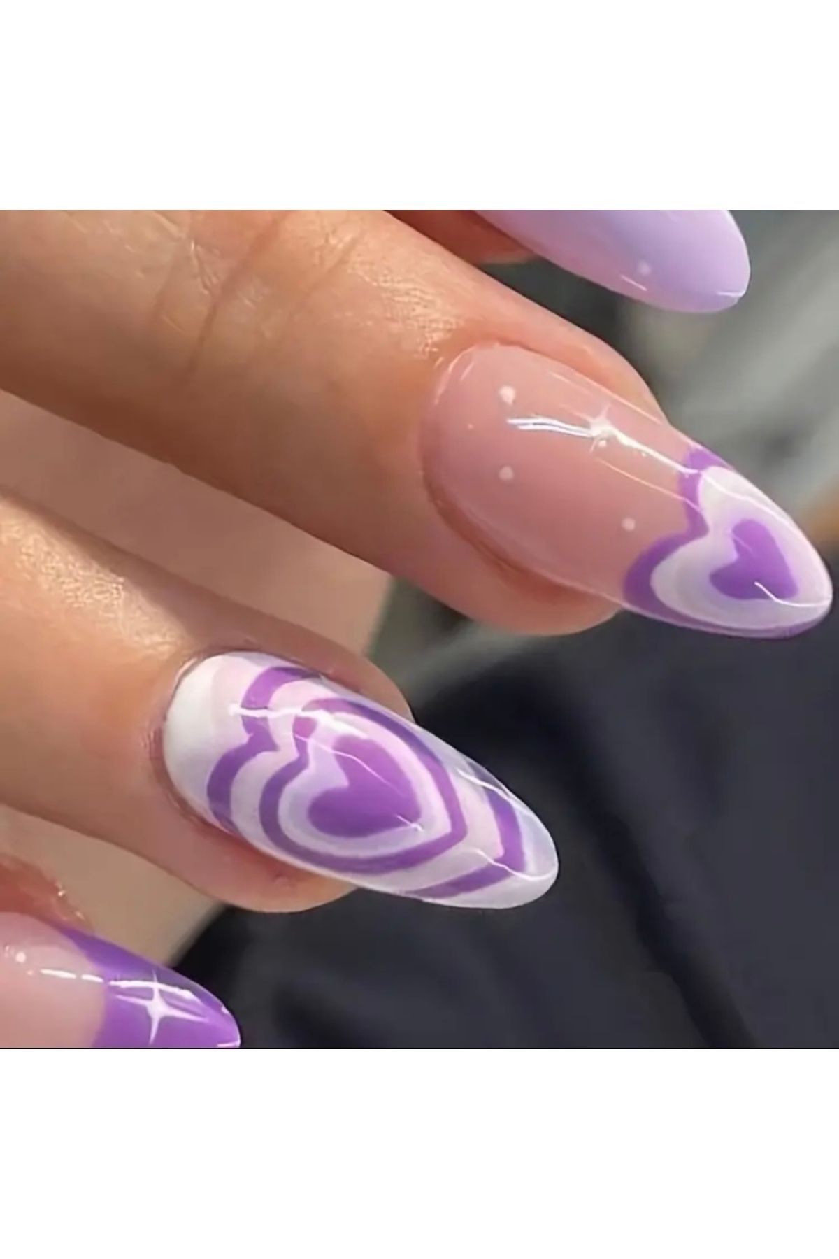 Vanilla Avenue Mor Beyaz Kalp Desenli Badem Kendinden Yapışkanlı Takma Tırnak Seti 24 Adet