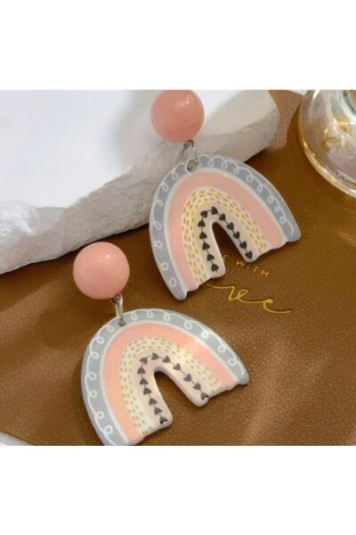 Moon Home Collection Pembe Gökkuşağı Figürlü Kadın Küpe Pembe Tek Ebat  Kadın / Kız