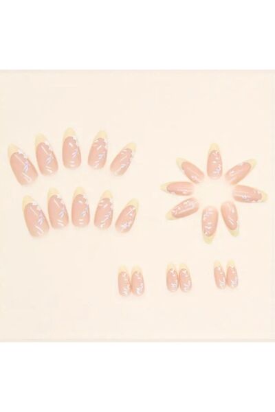 Vanilla Avenue French Sarı Çiçek Yaprak Desenli Kendinden Yapışkanlı Takma Tırnak Seti 24 Adet