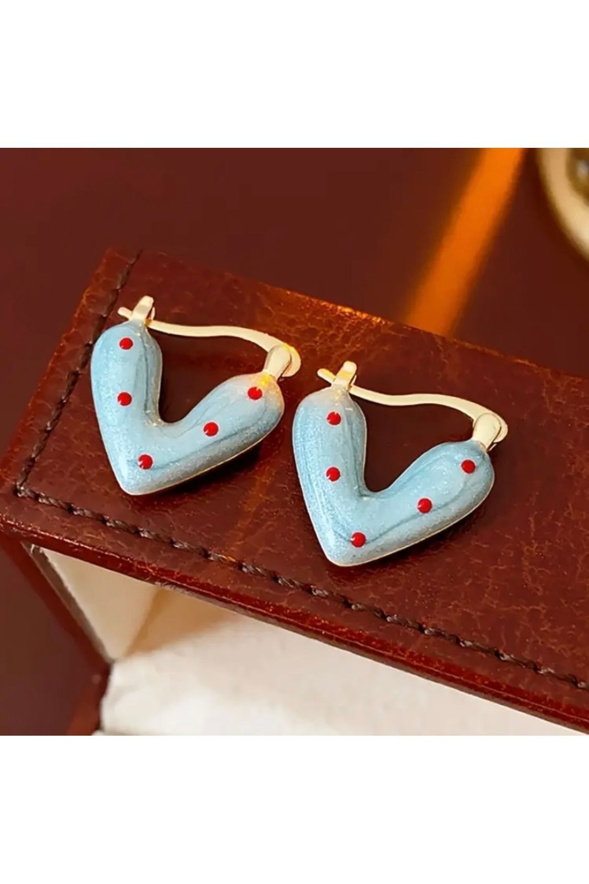 Vanilla Avenue Vintage Mavi Kalp Kırmızı Benekli Sallantılı Kadın Küpe