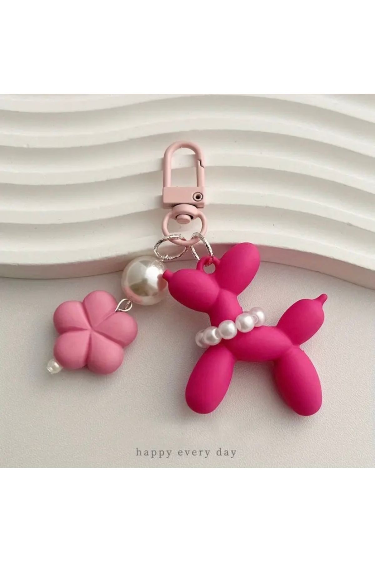 Vanilla Avenue Koyu Pembe İncili Parlak Balon Köpek Kalp Detaylı Zarif Kadın Anahtarlık Aksesuar