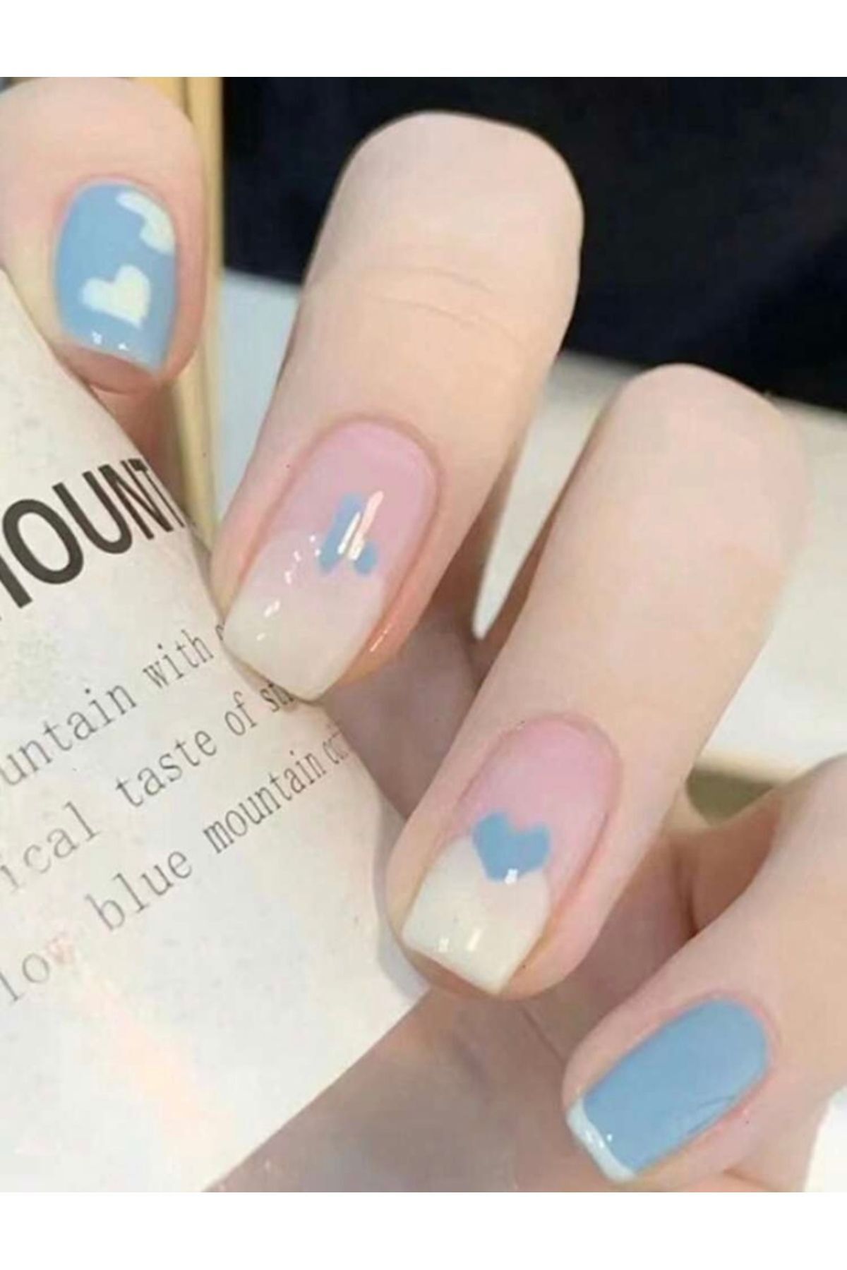 Vanilla Avenue Bebek Mavisi Desenli Kendinden Yapışkanlı Tırnak Seti 24 Adet