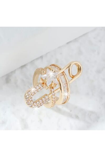 Vanilla Avenue Altın Sarısı Parlak Kübik Zirkonya Şık Kilit Tasarım Günlük Kullanım Kadın Küpe