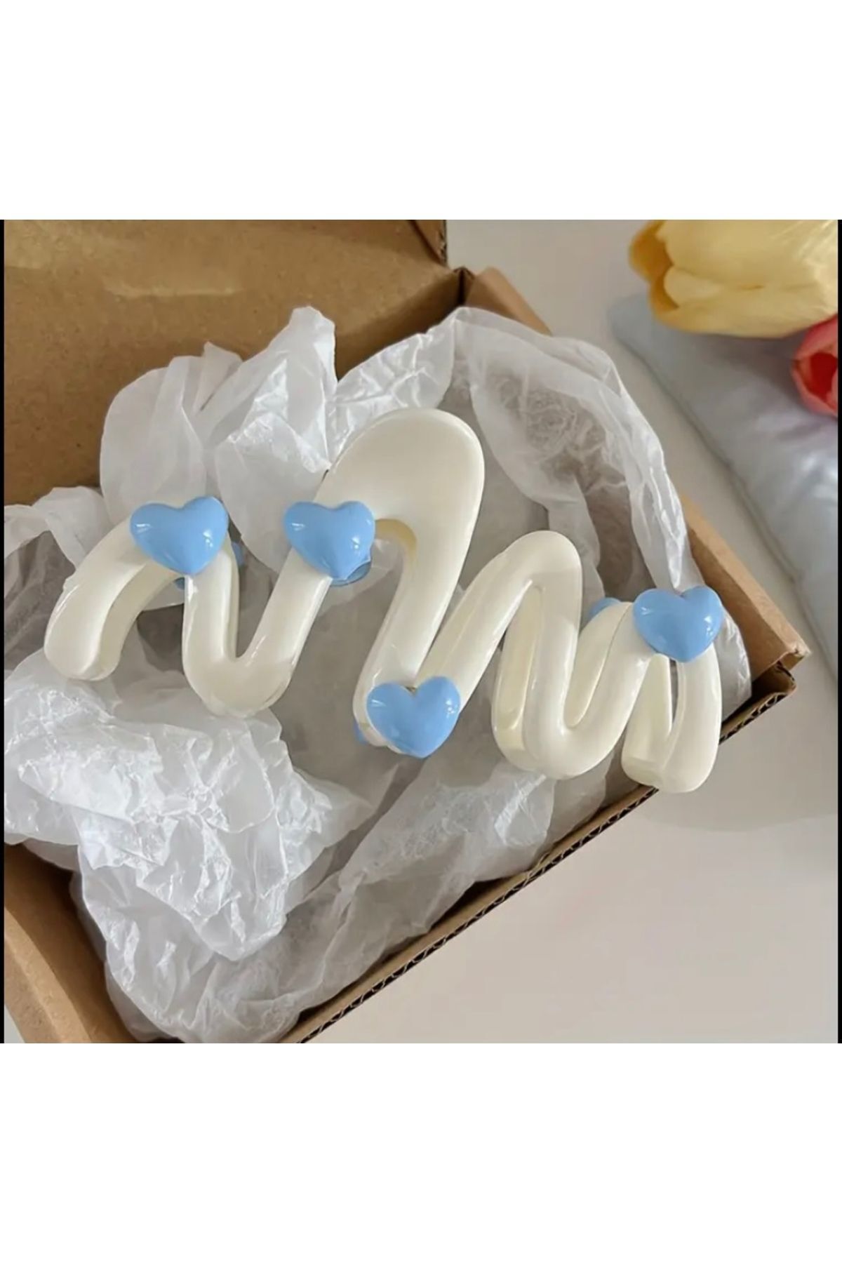 Vanilla Avenue Beyaz Kalp Detaylı Parlak Dev Günlük Kullanım Kadın Saç Tokası 1 Adet