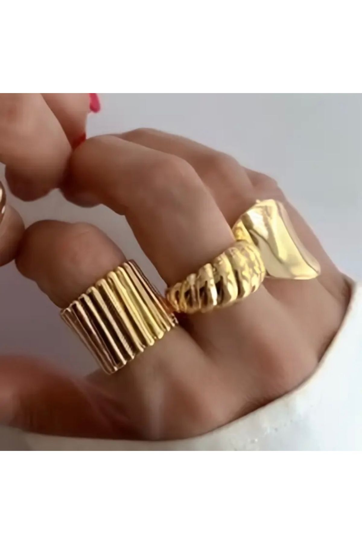 Vanilla Avenue 3 Parça Altın Sarısı Vintage Esintili Geometrik Tasarım Günlük Kadın Yüzük Seti