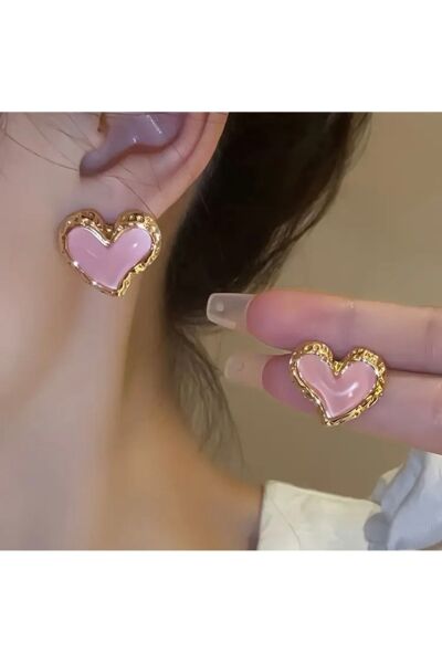Vanilla Avenue Pembe Reçine Altın Sarısı Detaylı Kalp Şeklinde Sevimli Günlük Kullanım Kadın Küpe