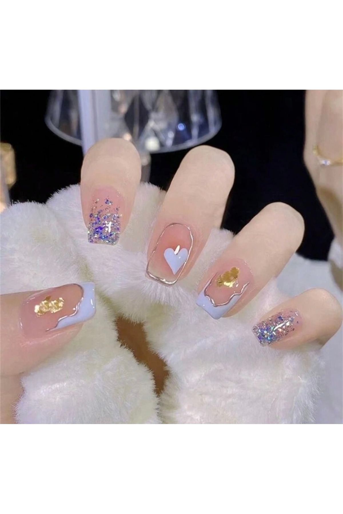 Vanilla Avenue Desenli Kendinden Yapışkanlı Tırnak Seti 24 Adet